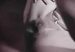 Rząd pereł lub xxx lizanie