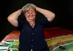 Młoda dziewczyna z nóg curling liza ie cipki orgazm wideo